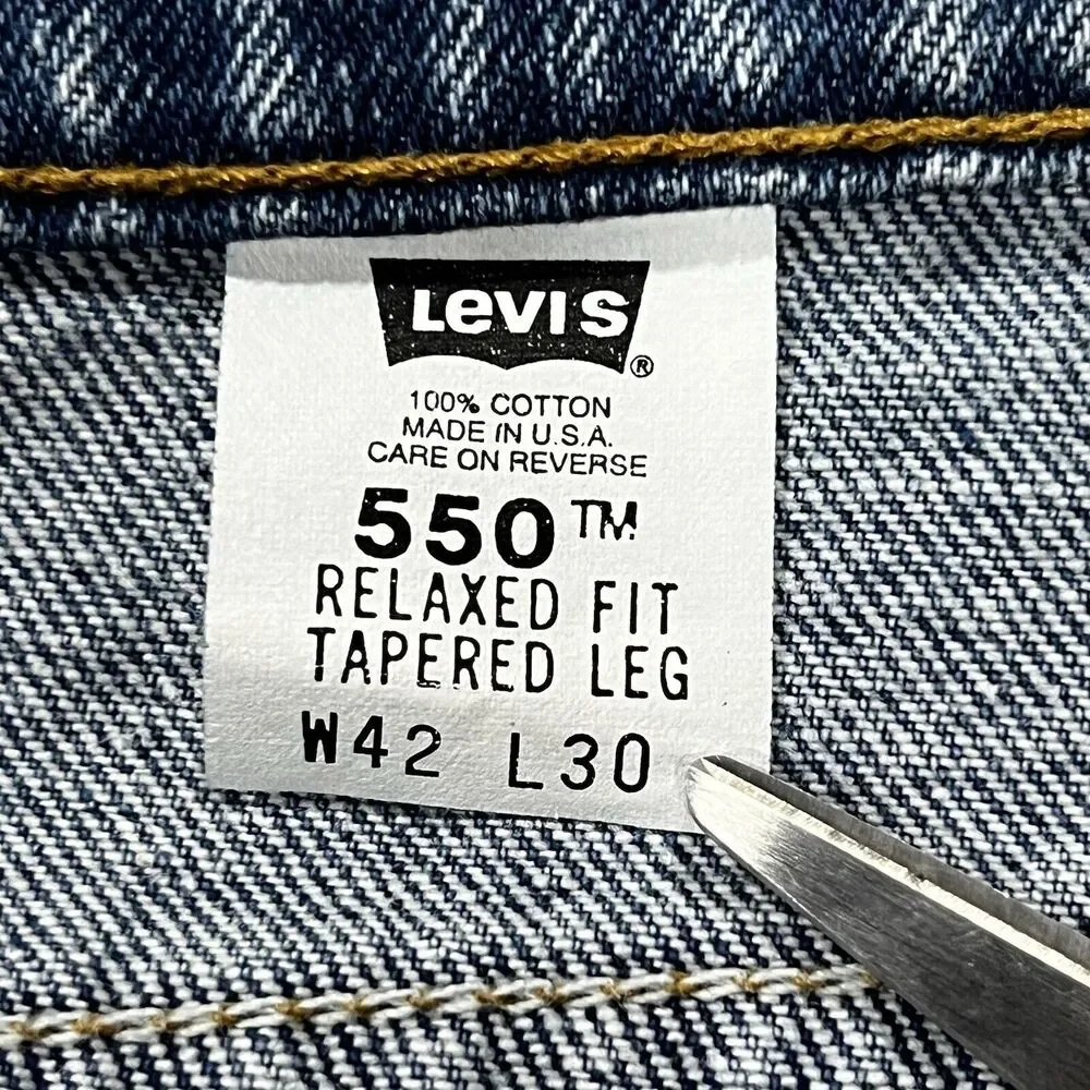 Vintage Levis 90’s Jeans Men Blue 550 Relaxed Fit Tapered Leg Denim Sz 40X30 USA